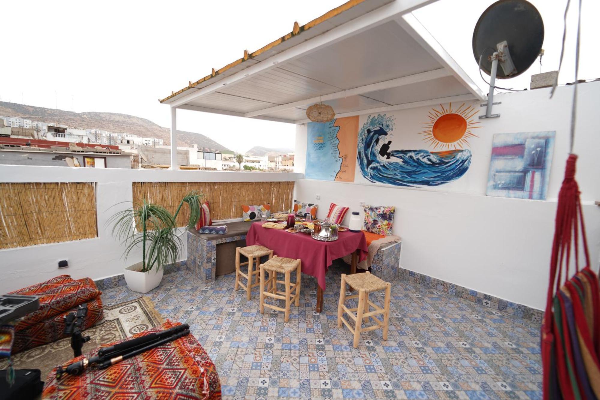 Bed and Breakfast Waves Hunter Surf House Agadir Exterior foto