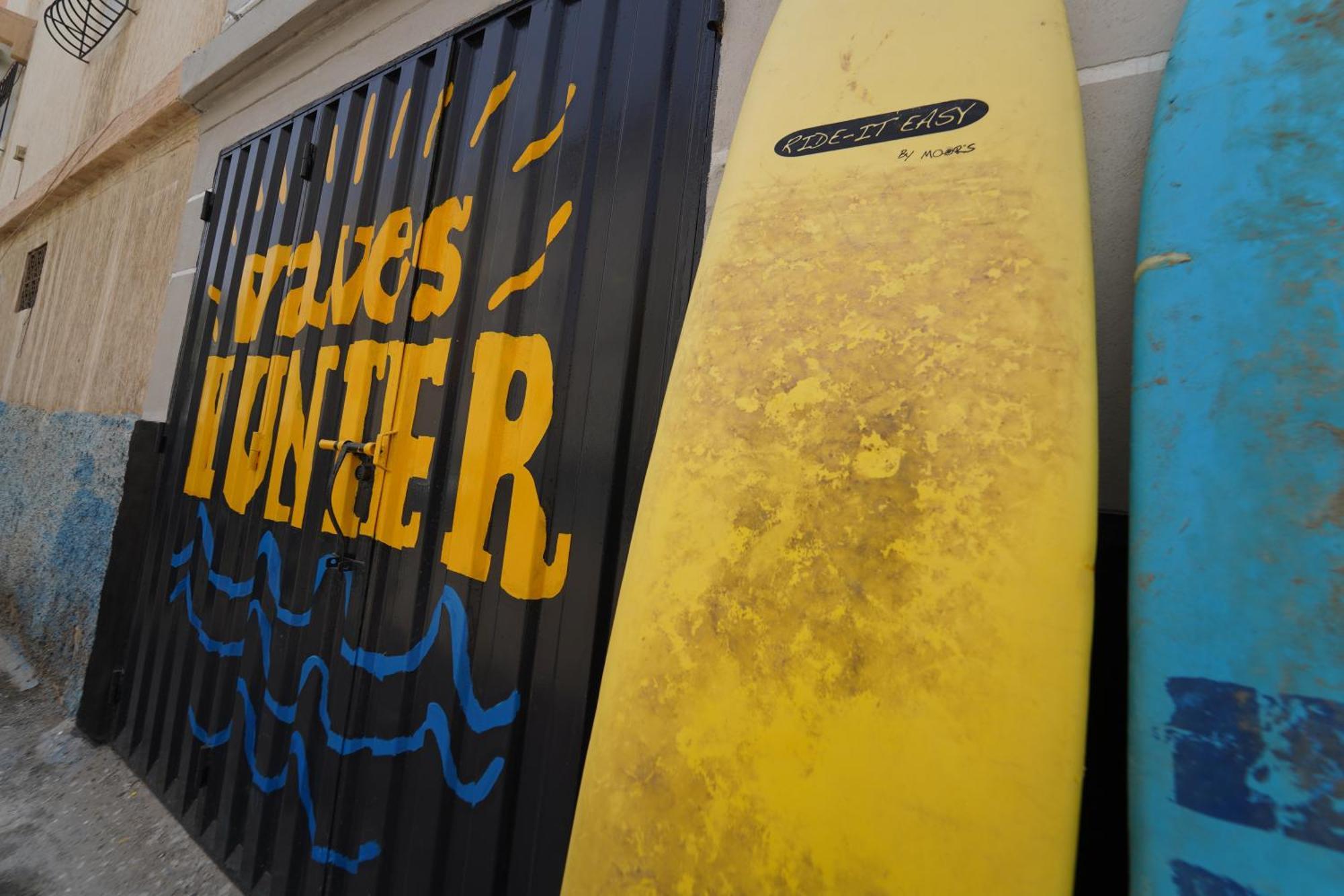 Bed and Breakfast Waves Hunter Surf House Agadir Exterior foto