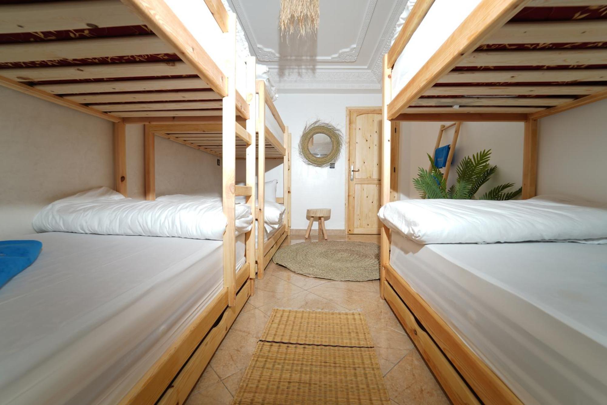Bed and Breakfast Waves Hunter Surf House Agadir Exterior foto
